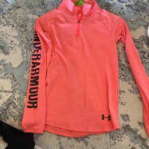 Girls youth large under armour pull over EUC